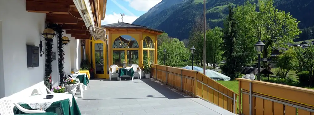 Die Terrasse der Pension Peintner